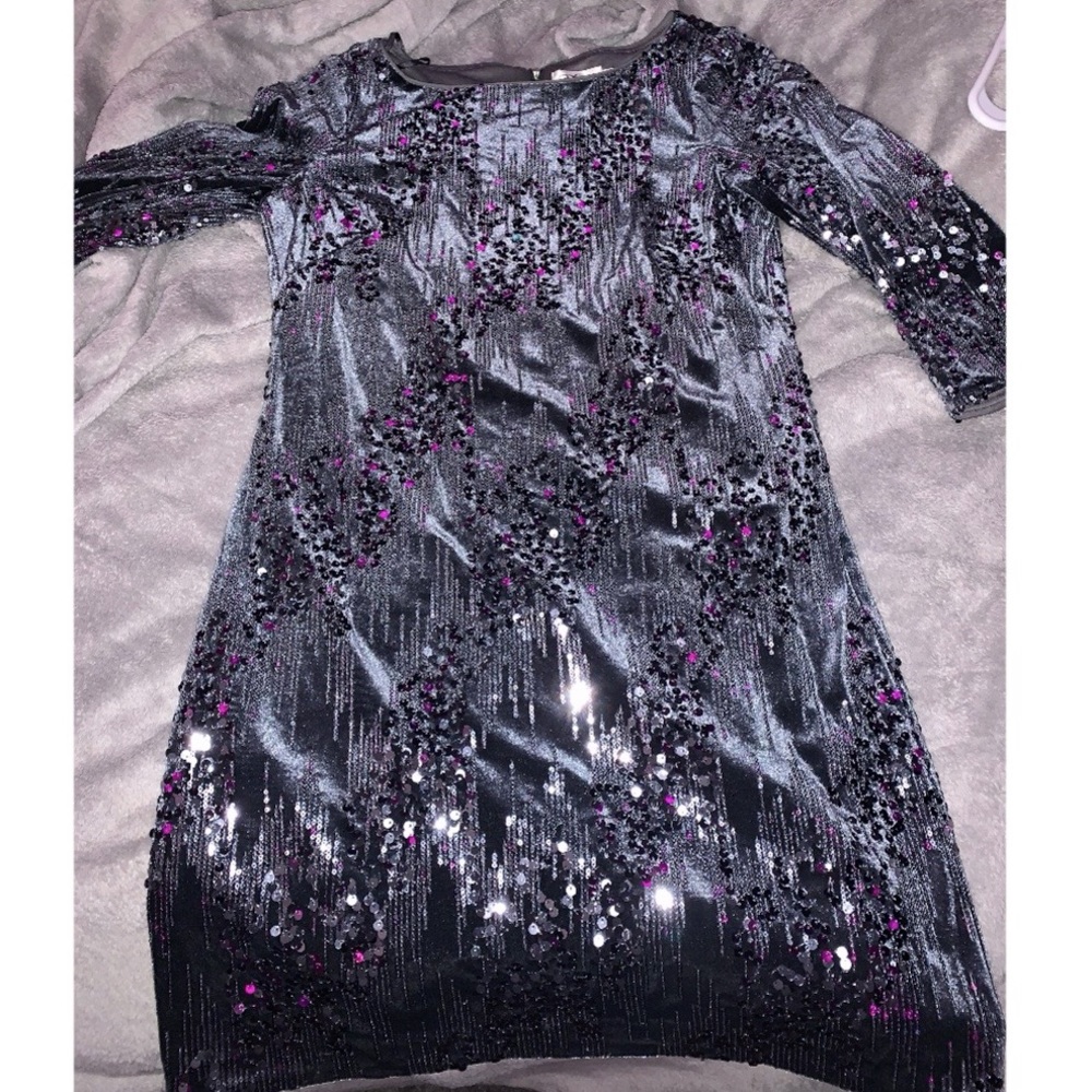 Knew length dress, size 12, elbow length sleeves, worn once
